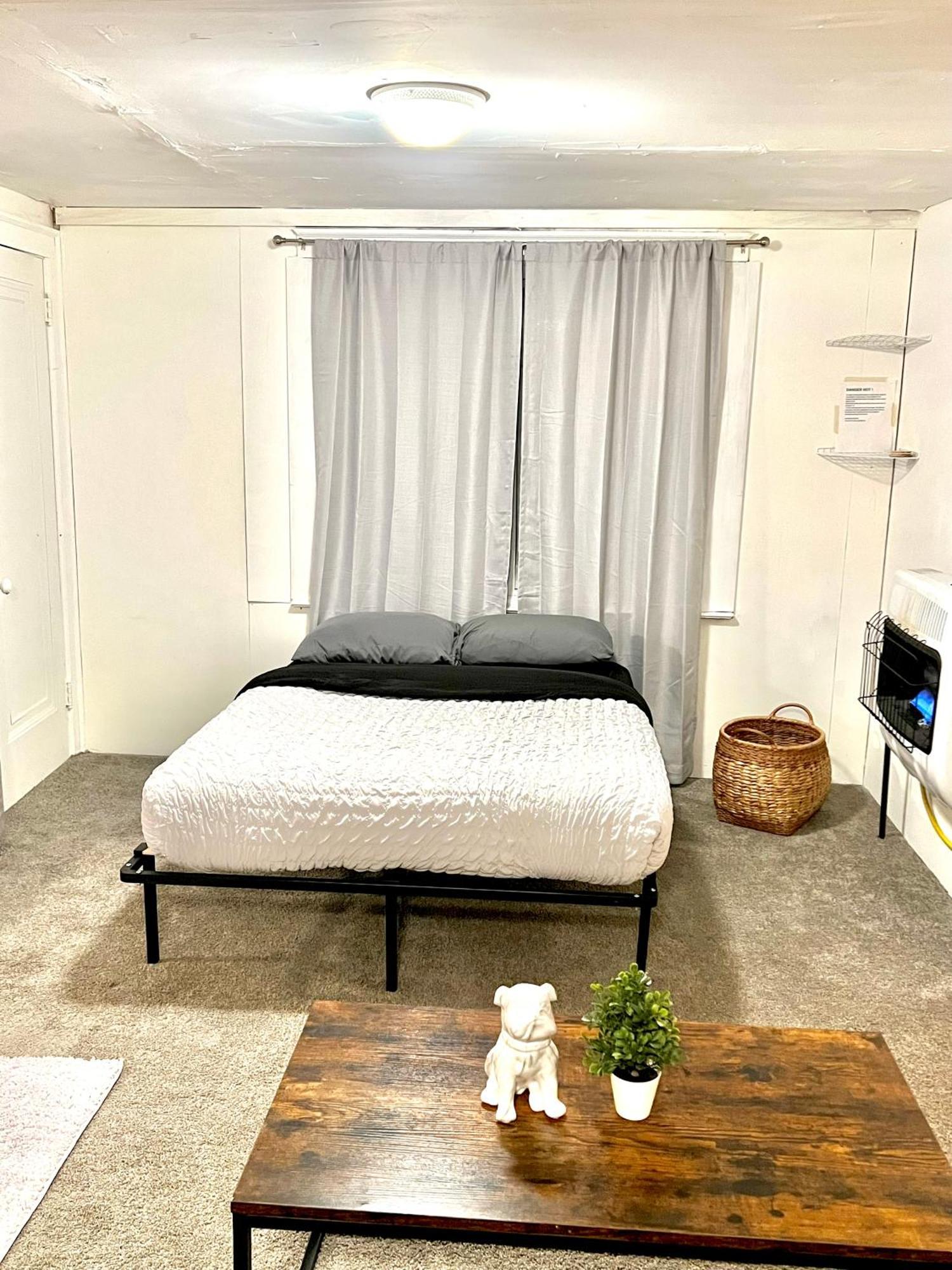 Two Bedroom Villa Studio With Fireplace & Living Room Detroit Esterno foto